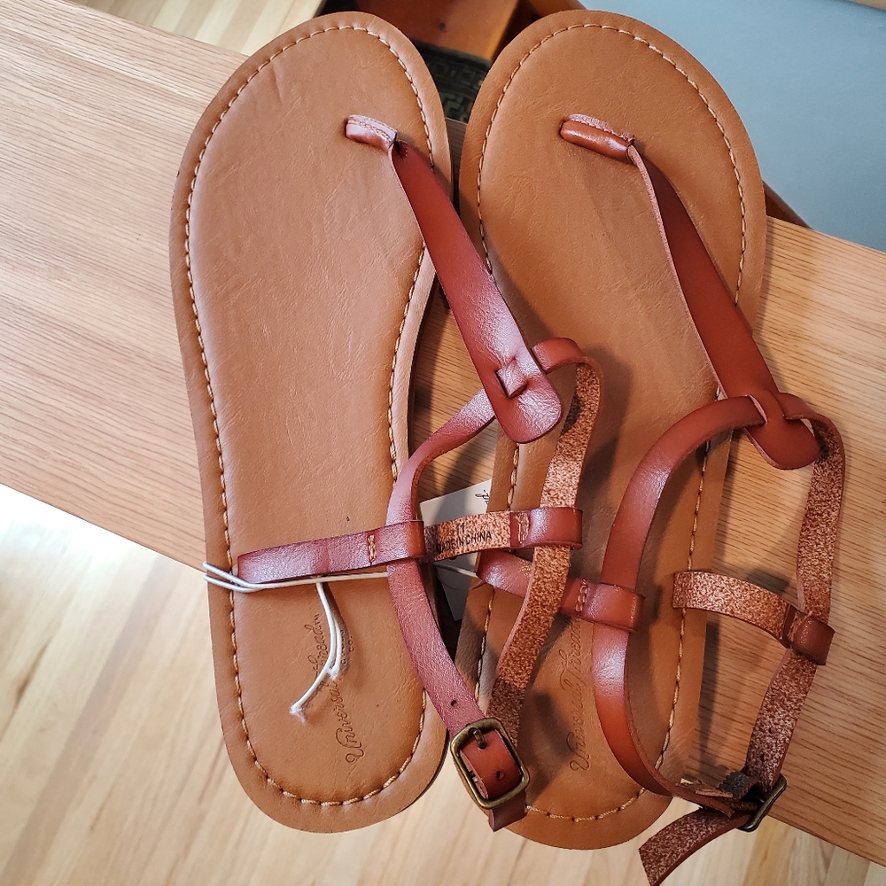 NWT sandals